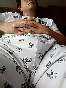 Bombi22 online show from 03/13/25, 05:39