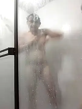 Bombi22 online show from 10/24/25, 11:09