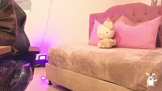 kittystart tay online show from 11/30/25, 11:44