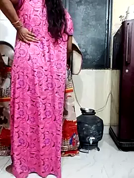 Snapshot of _Hot-Couple chatting on 03/12/25, 05:49 Hot-Couple online show from 03/12/25, 05:49