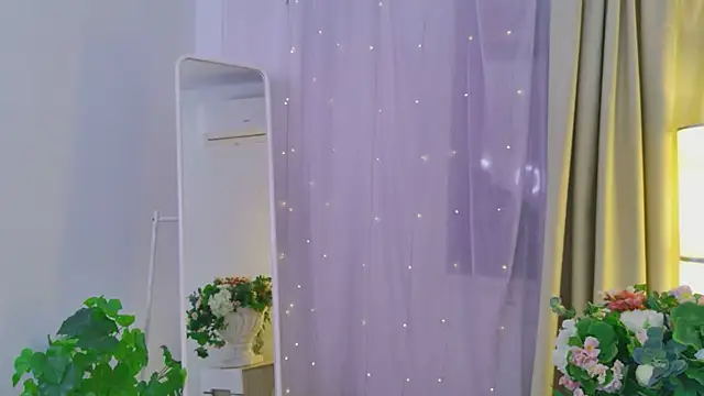 Snapshot of Lana__Cute_ chatting on 07/01/26, 02:17 Lana Cute online show from 07/01/26, 02:17
