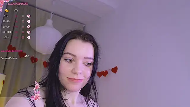 Lana  Cute  online show from 02/11/25, 11:01