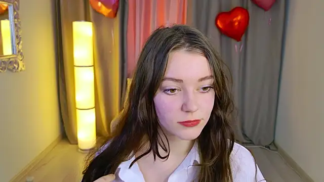 Lana  Cute  online show from 02/19/26, 01:52