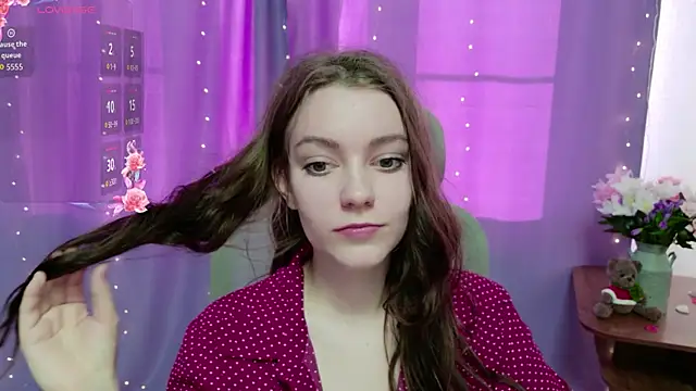 Snapshot of Lana__Cute_ chatting on 04/20/26, 02:29 Lana Cute online show from 04/20/26, 02:29