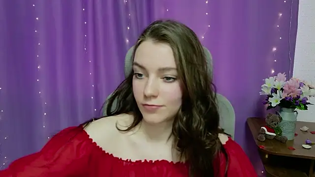Snapshot of Lana__Cute_ chatting on 04/15/26, 01:37 Lana Cute online show from 04/15/26, 01:37