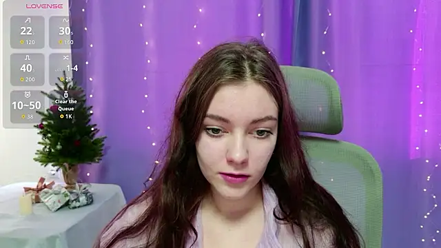 Lana  Cute  online show from 02/05/26, 11:50