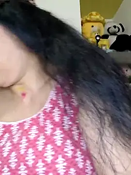 Snapshot of sexy_bhabhi69 chatting on 06/08/26, 08:37 sexy bhabhi69 online show from 06/08/26, 08:37