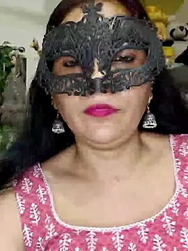 Snapshot of sexy_bhabhi69 chatting on 07/08/26, 04:29 sexy bhabhi69 online show from 07/08/26, 04:29