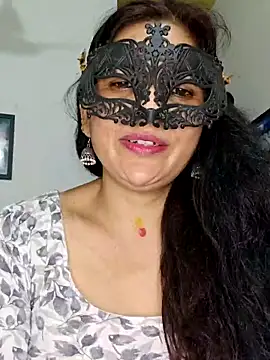 Snapshot of sexy_bhabhi69 chatting on 06/21/26, 09:04 sexy bhabhi69 online show from 06/21/26, 09:04
