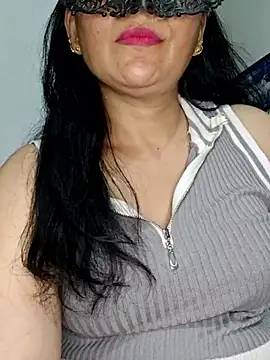 sexy bhabhi69 online show from 04/18/26, 07:07