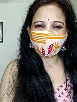 Snapshot of sexy_bhabhi69 chatting on 07/13/26, 06:40 sexy bhabhi69 online show from 07/13/26, 06:40