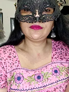 Snapshot of sexy_bhabhi69 chatting on 06/29/26, 05:45 sexy bhabhi69 online show from 06/29/26, 05:45