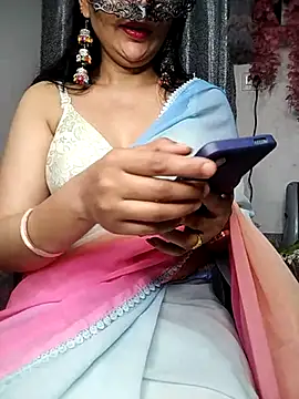 Snapshot of sexy_bhabhi69 chatting on 03/20/25, 04:53 sexy bhabhi69 online show from 03/20/25, 04:53