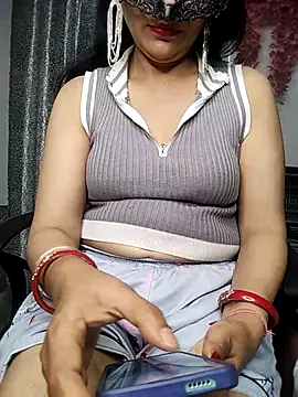 Snapshot of sexy_bhabhi69 chatting on 03/22/25, 09:13 sexy bhabhi69 online show from 03/22/25, 09:13