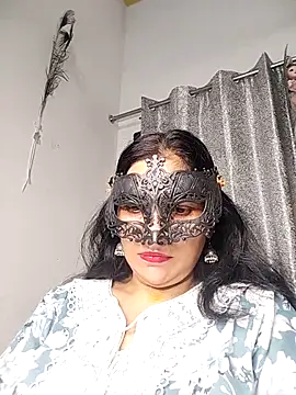 Snapshot of sexy_bhabhi69 chatting on 09/19/25, 07:23 sexy bhabhi69 online show from 09/19/25, 07:23