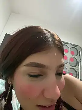 Snapshot of thamygomezz chatting on 01/29/25, 11:09 thamygomezz online show from 01/29/25, 11:09