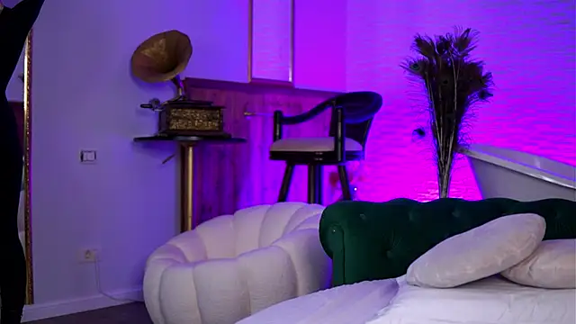 Jenna Day online show from 01/07/26, 06:40