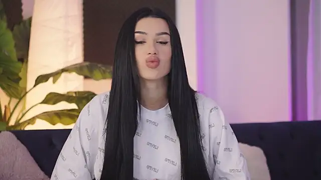 Snapshot of Jenna_Day chatting on 09/19/25, 05:44 Jenna Day online show from 09/19/25, 05:44