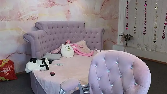 Snapshot of Penelope_Pinky chatting on 09/09/25, 03:49 Penelope Pinky online show from 09/09/25, 03:49