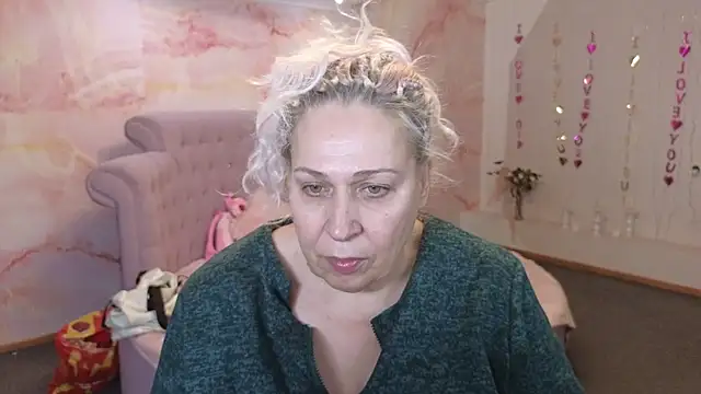 Penelope Pinky online show from 11/04/25, 11:03