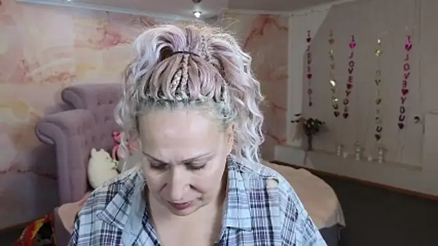 Snapshot of Penelope_Pinky chatting on 10/14/25, 12:06 Penelope Pinky online show from 10/14/25, 12:06