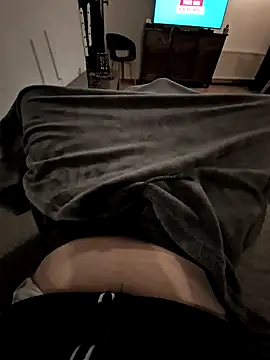 use me69 online show from 03/30/26, 06:09