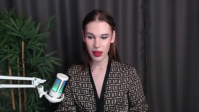 Snapshot of Cassie_Bae chatting on 12/22/25, 09:26 Cassie Bae online show from 12/22/25, 09:26