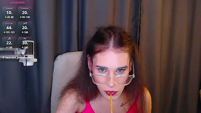 Snapshot of Cassie_Bae chatting on 03/06/25, 10:47 Cassie Bae online show from 03/06/25, 10:47