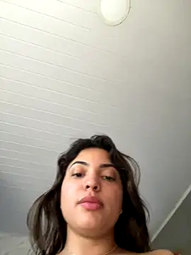 Nicollygriu online show from 10/12/25, 01:45