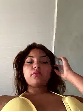 Nicollygriu online show from 01/06/26, 01:15