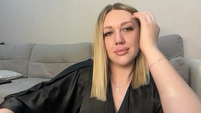 Snapshot of VickyLove047 chatting on 09/24/25, 08:48 VickyLove047 online show from 09/24/25, 08:48