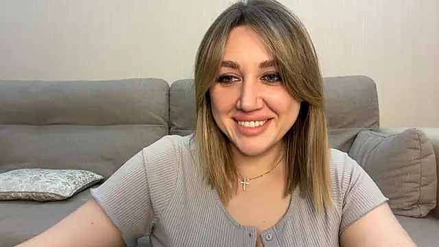 VickyLove047 online show from 12/18/25, 06:23