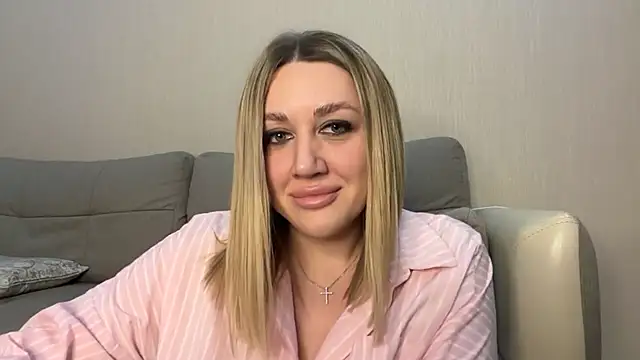 Snapshot of VickyLove047 chatting on 10/06/25, 06:08 VickyLove047 online show from 10/06/25, 06:08