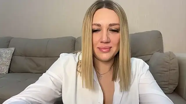 Snapshot of VickyLove047 chatting on 09/26/25, 06:20 VickyLove047 online show from 09/26/25, 06:20