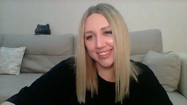 Snapshot of VickyLove047 chatting on 09/09/25, 06:50 VickyLove047 online show from 09/09/25, 06:50