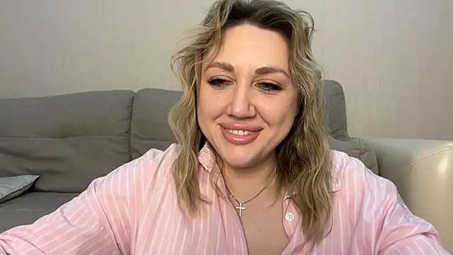 VickyLove047 online show from 03/28/26, 06:42