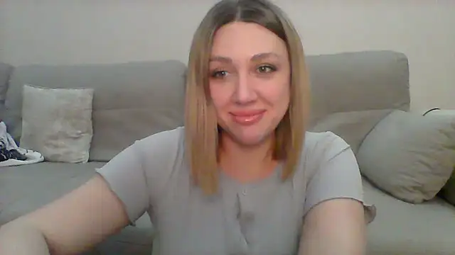 Snapshot of VickyLove047 chatting on 03/13/25, 07:39 VickyLove047 online show from 03/13/25, 07:39