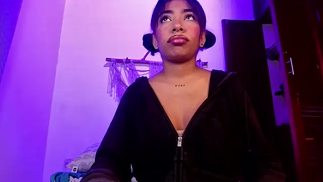 anais tgn online show from 10/10/25, 10:27