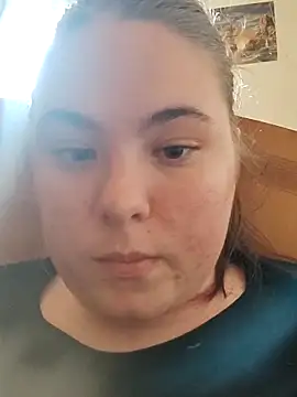 Denyse Eliza online show from 04/14/26, 01:27