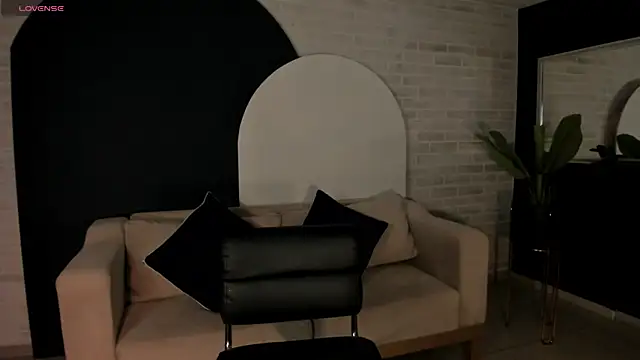 FernandaX1 online show from 11/17/25, 10:52