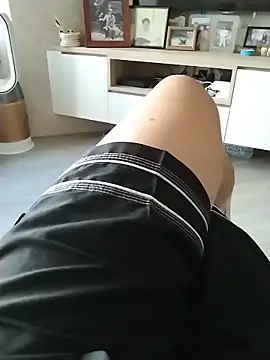 Dannydy2015 online show from 12/15/25, 02:39