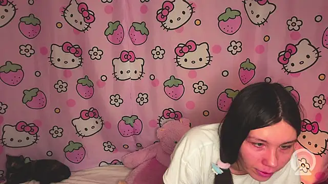 pink pikachu  online show from 03/31/26, 05:15