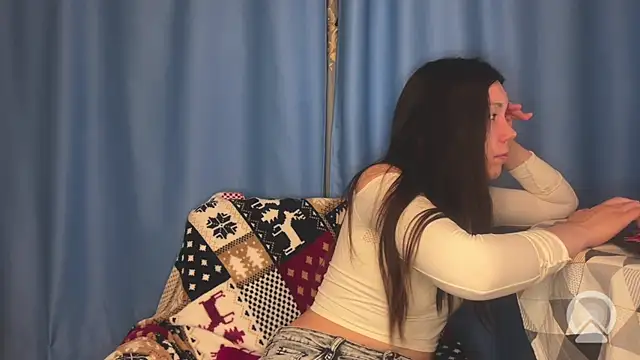 pink pikachu  online show from 04/10/26, 07:54