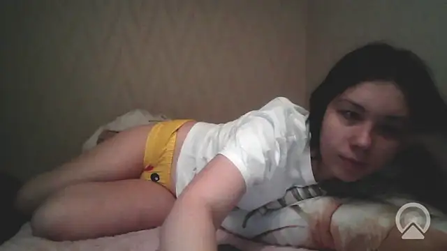 Snapshot of pink_pikachu_ chatting on 05/23/26, 11:53 pink pikachu online show from 05/23/26, 11:53