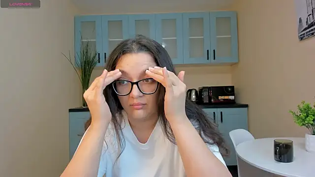 ZarifaBev online show from 12/20/25, 07:00