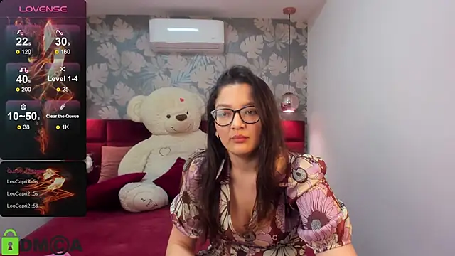 Snapshot of ZarifaBev chatting on 02/16/25, 04:32 ZarifaBev online show from 02/16/25, 04:32