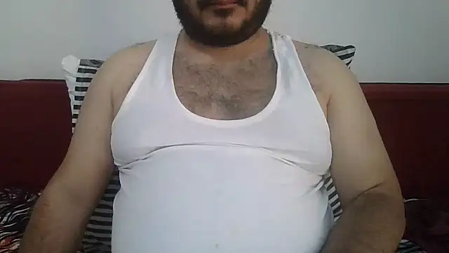 Snapshot of UrfavSlaveBitch chatting on 05/14/26, 03:53 UrfavSlaveBitch online show from 05/14/26, 03:53