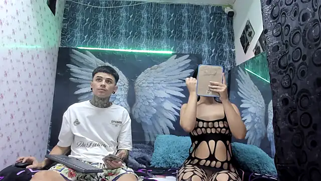 exotic hot couple online show from 03/15/26, 10:50