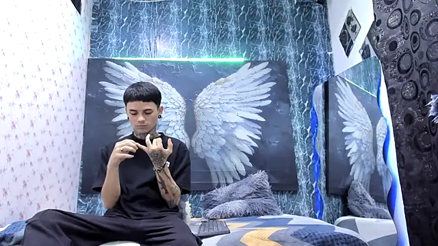 exotic hot couple online show from 03/30/26, 10:00