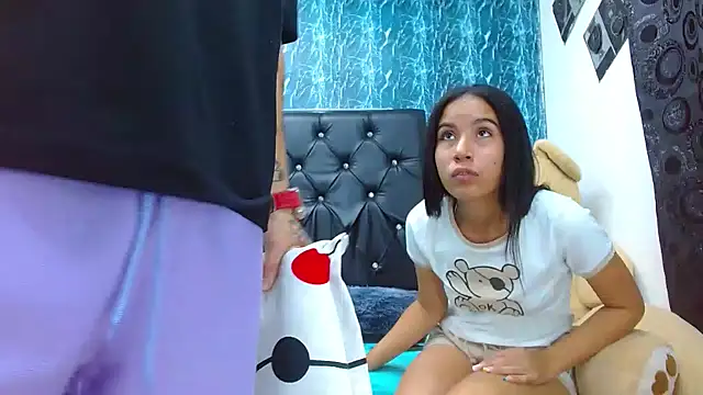 Snapshot of exotic_hot_couple chatting on 03/18/25, 02:08 exotic hot couple online show from 03/18/25, 02:08